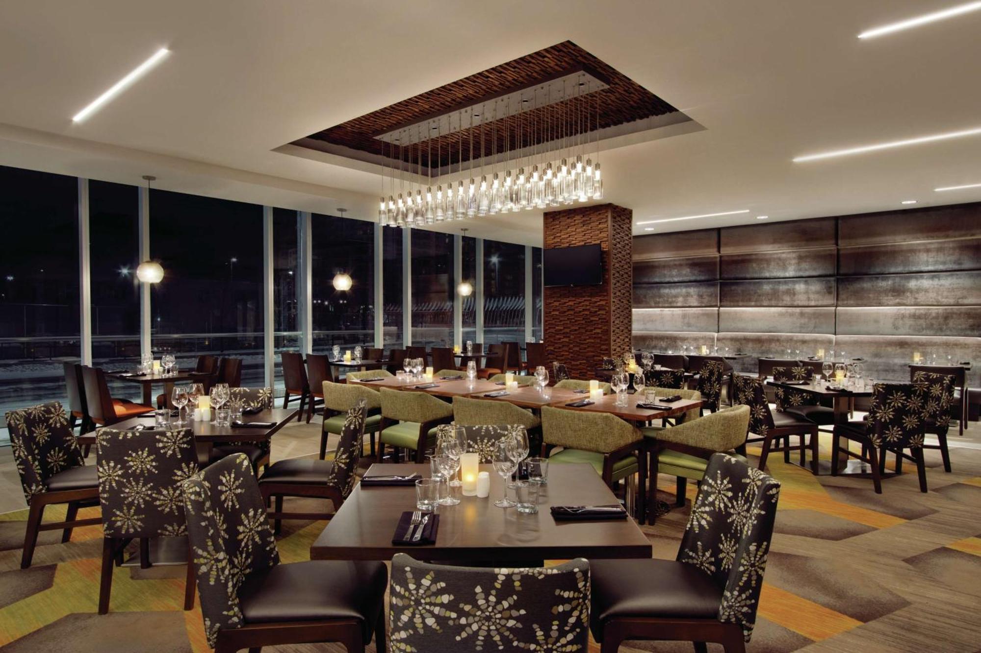 Homewood Suites By Hilton Calgary Downtown Exteriör bild